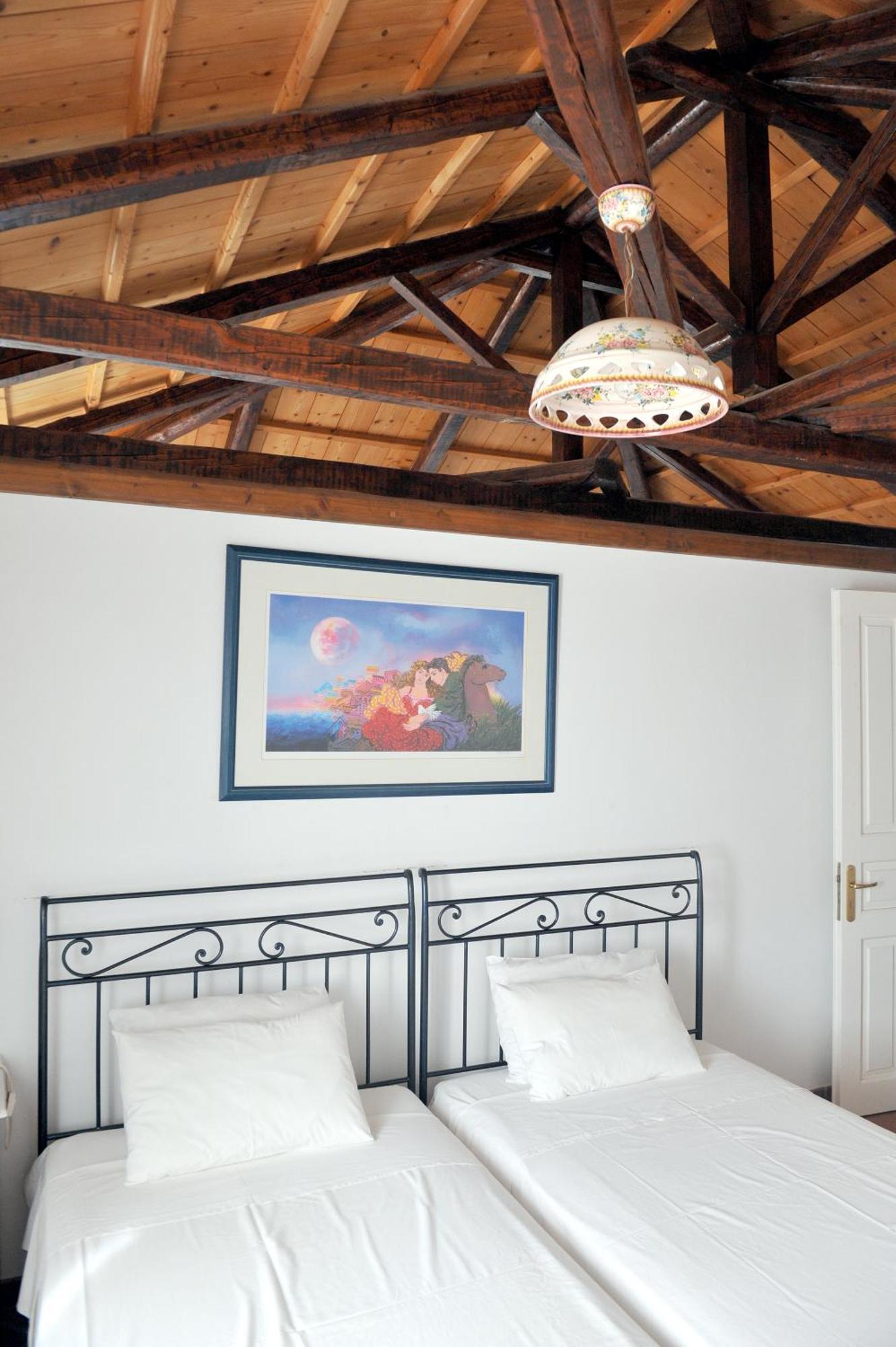 Hydra Erato Villa Cameră foto