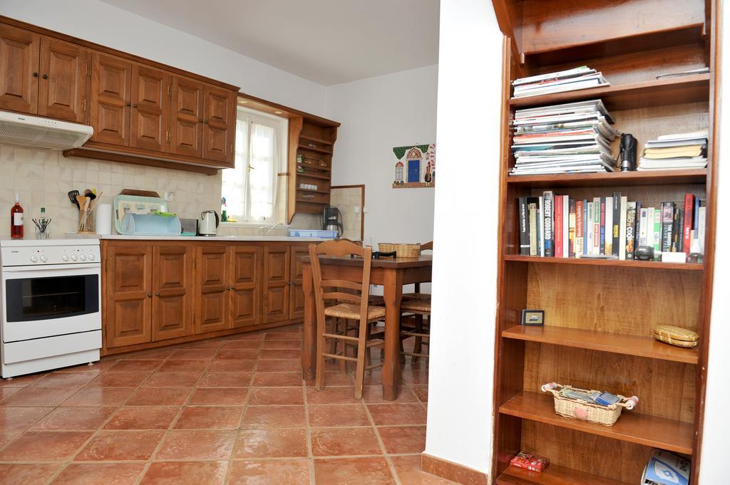 Hydra Erato Villa Cameră foto